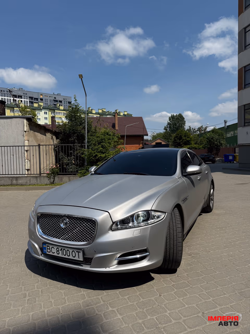 Jaguar XJ - фото 3