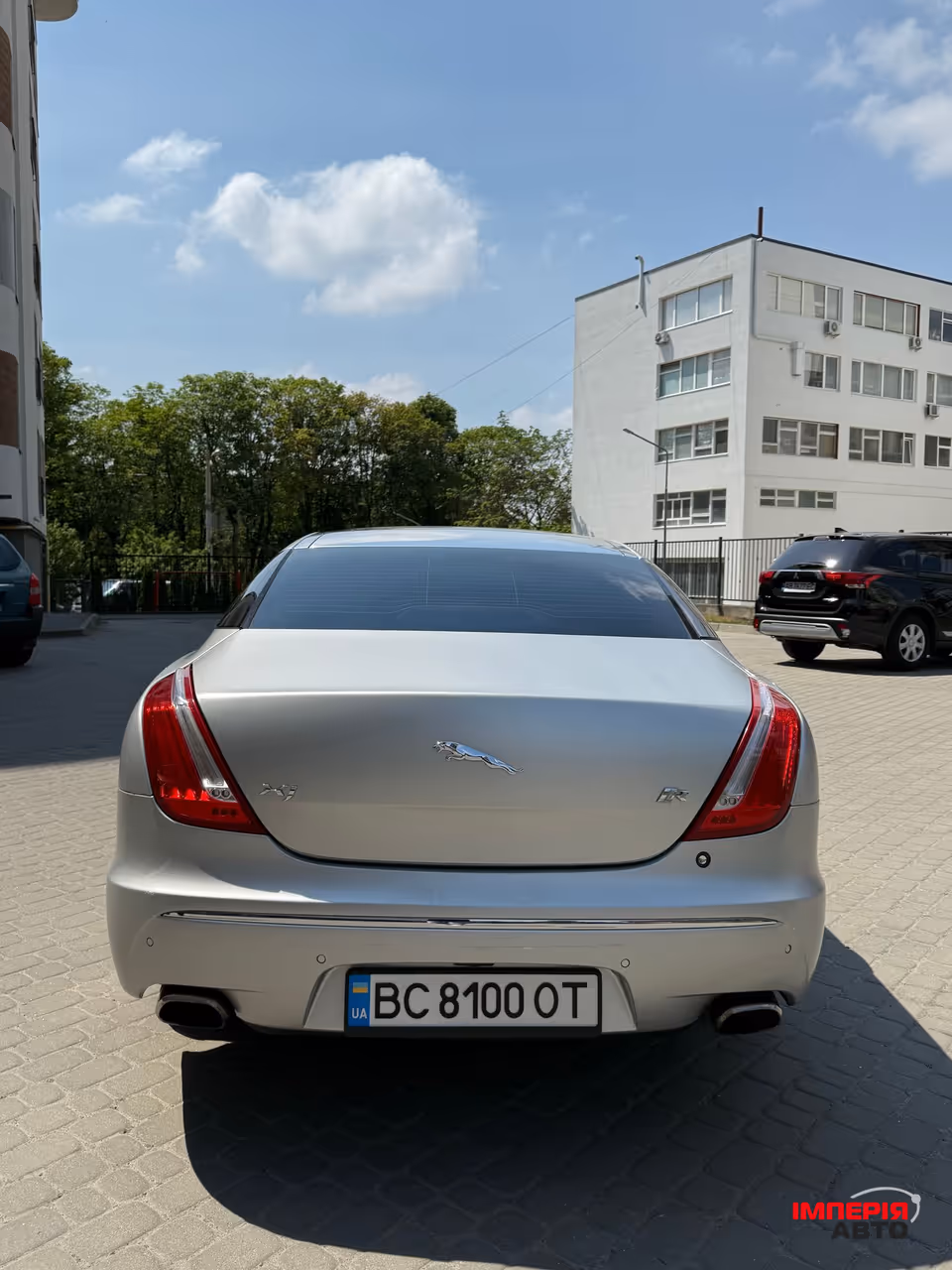 Jaguar XJ - фото 7