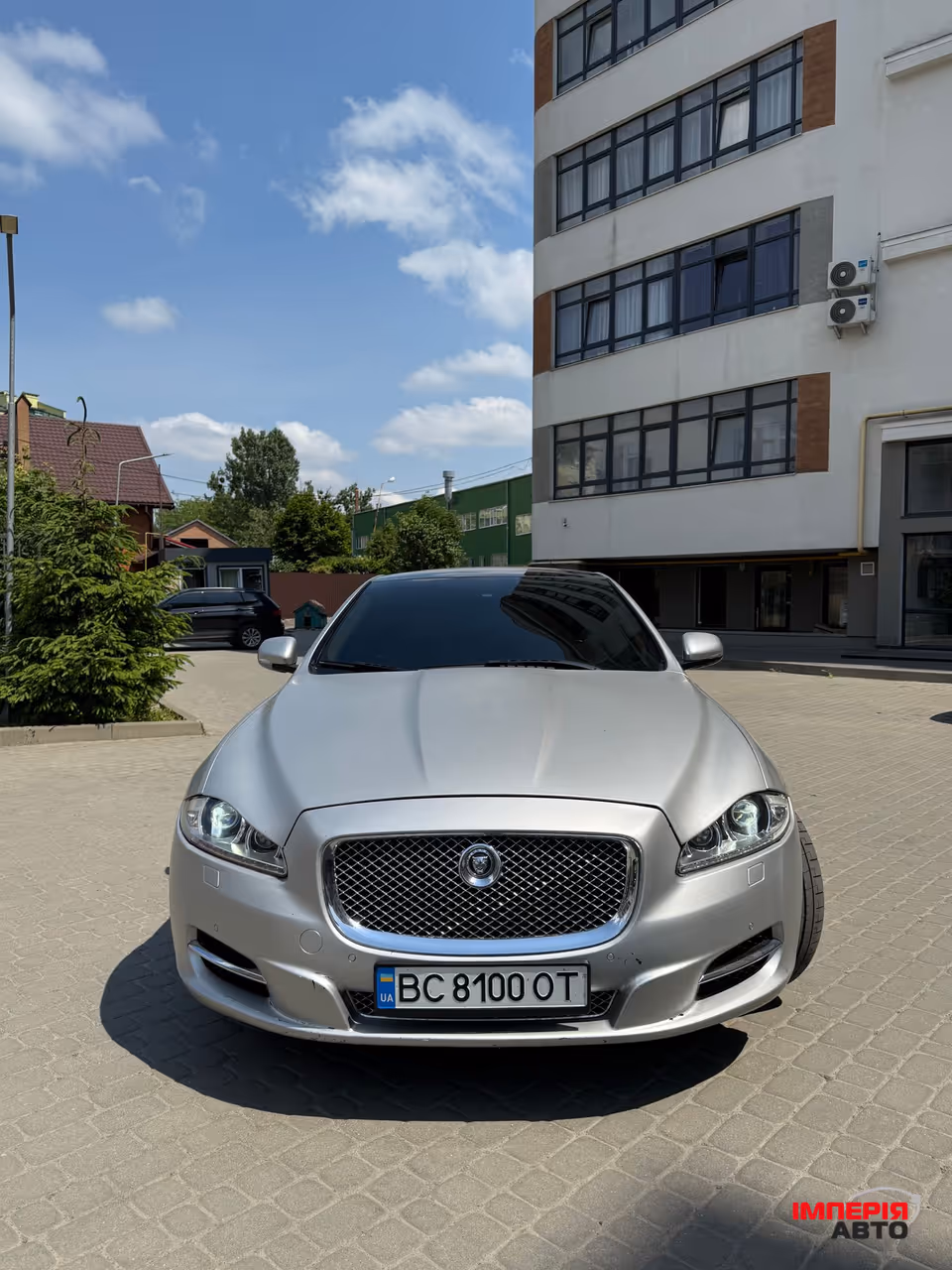Jaguar XJ - фото 2