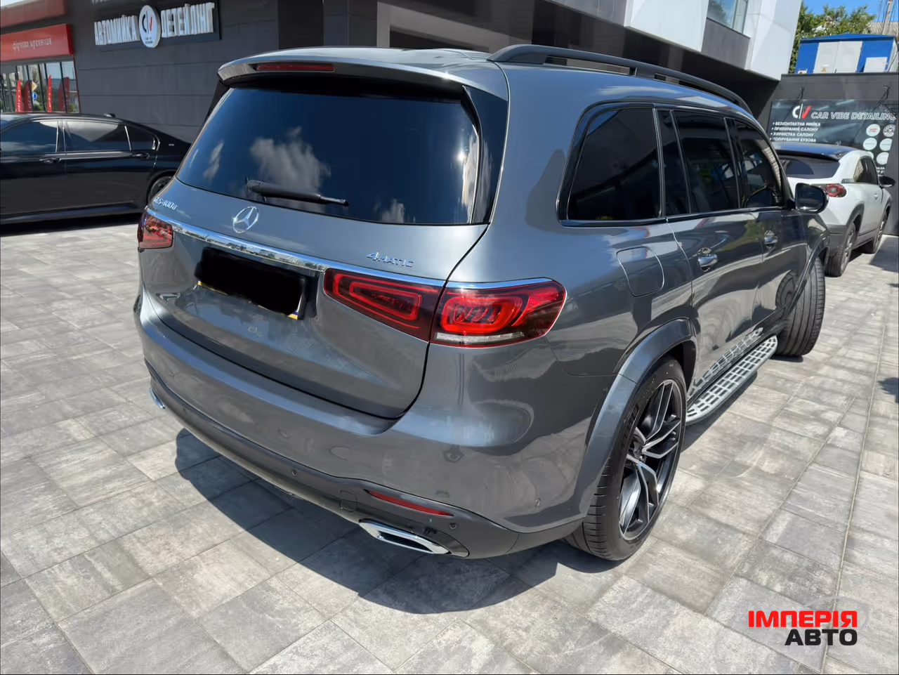 Mercedes-Benz GLS - фото 4