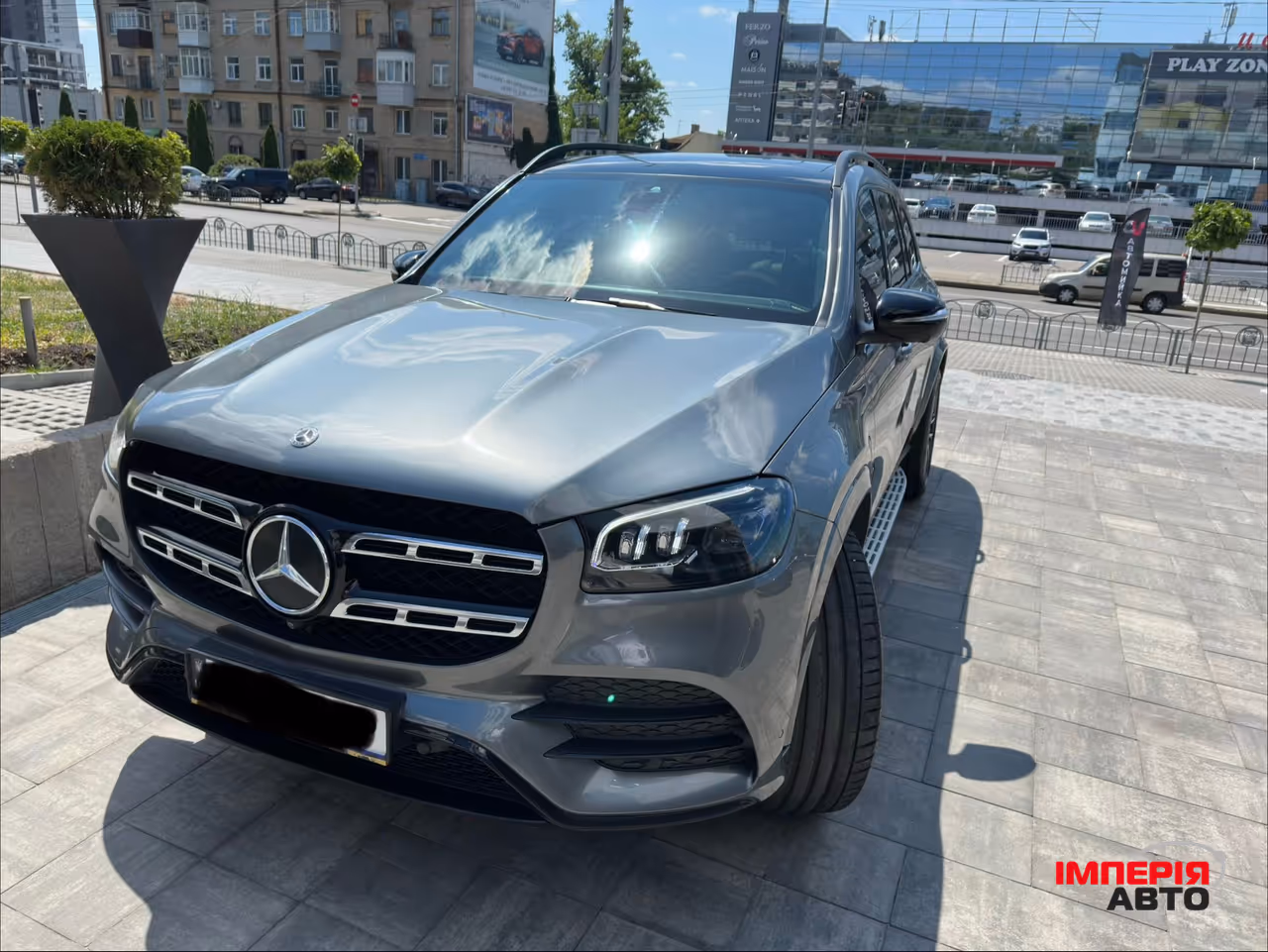 Mercedes-Benz GLS - фото 1