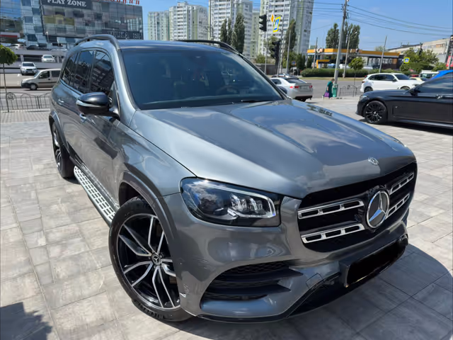 Mercedes-Benz GLS - фото 2