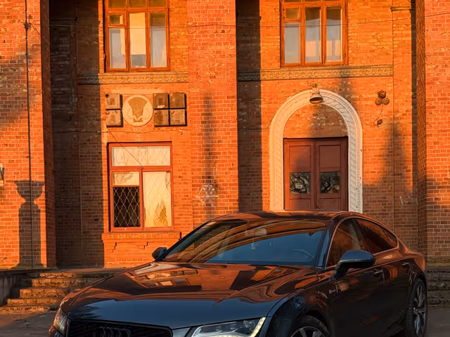 Audi A7 - фото 1