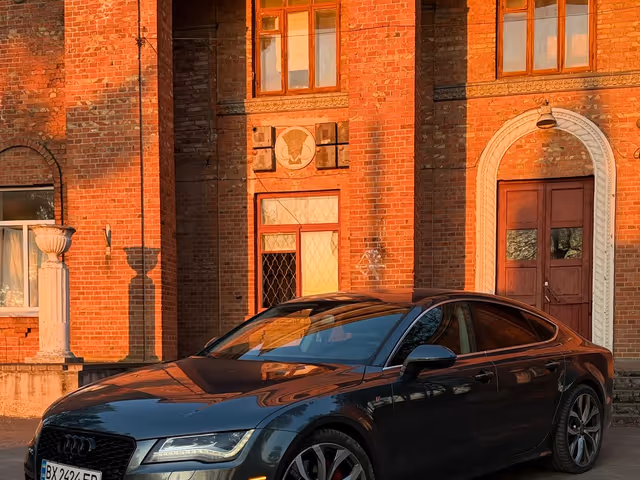 Audi A7 - фото 3