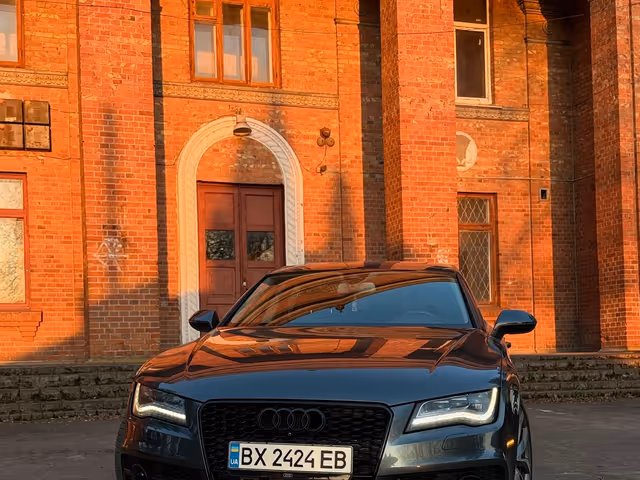 Audi A7 - фото 4