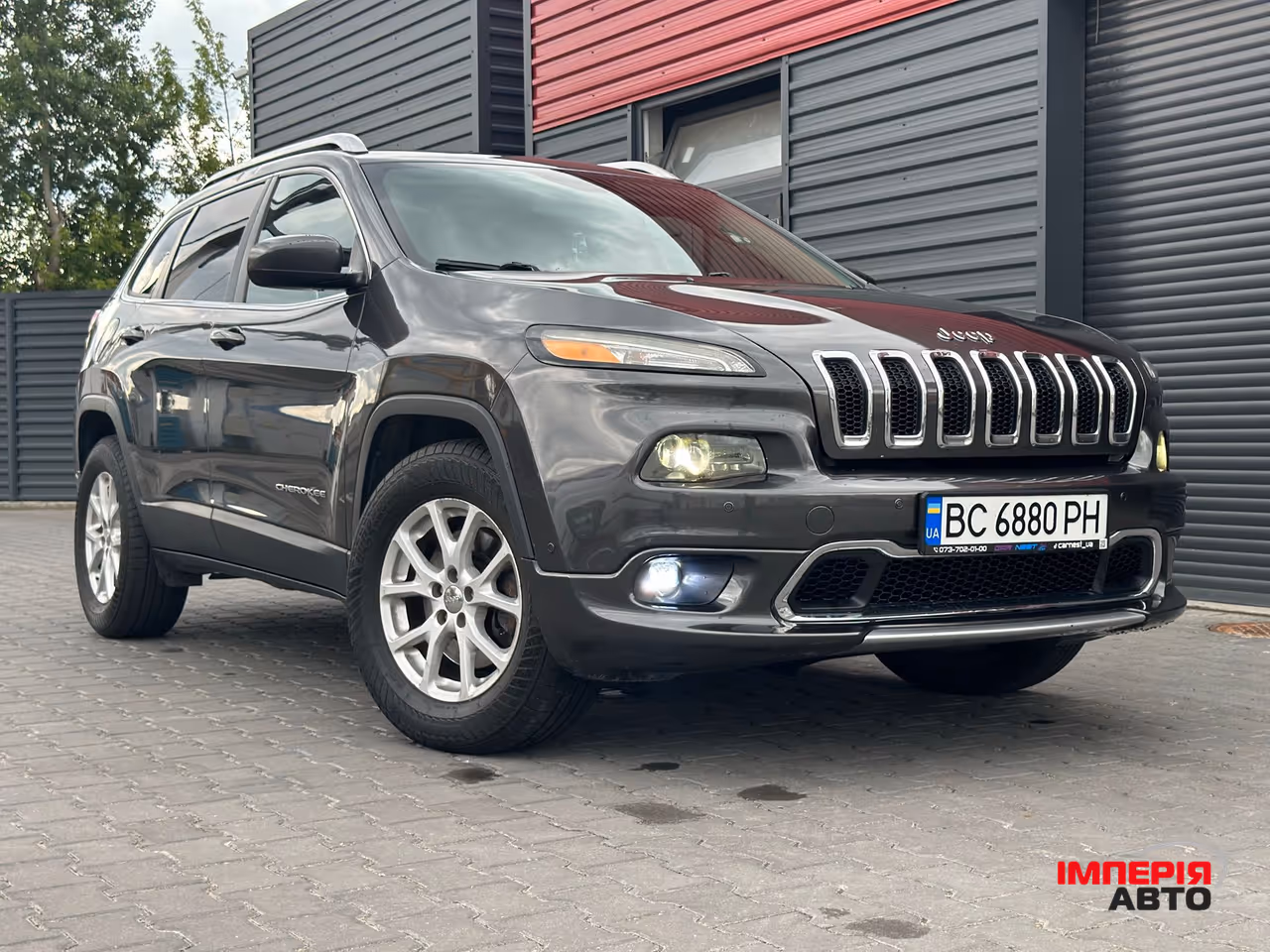 Jeep Cherokee - фото 18