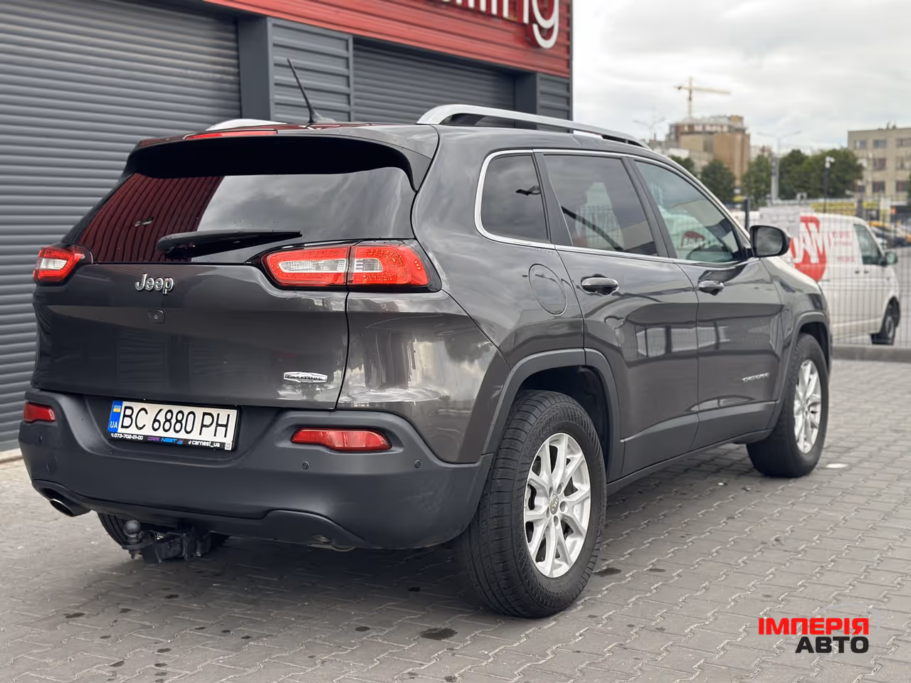 Jeep Cherokee - фото 21