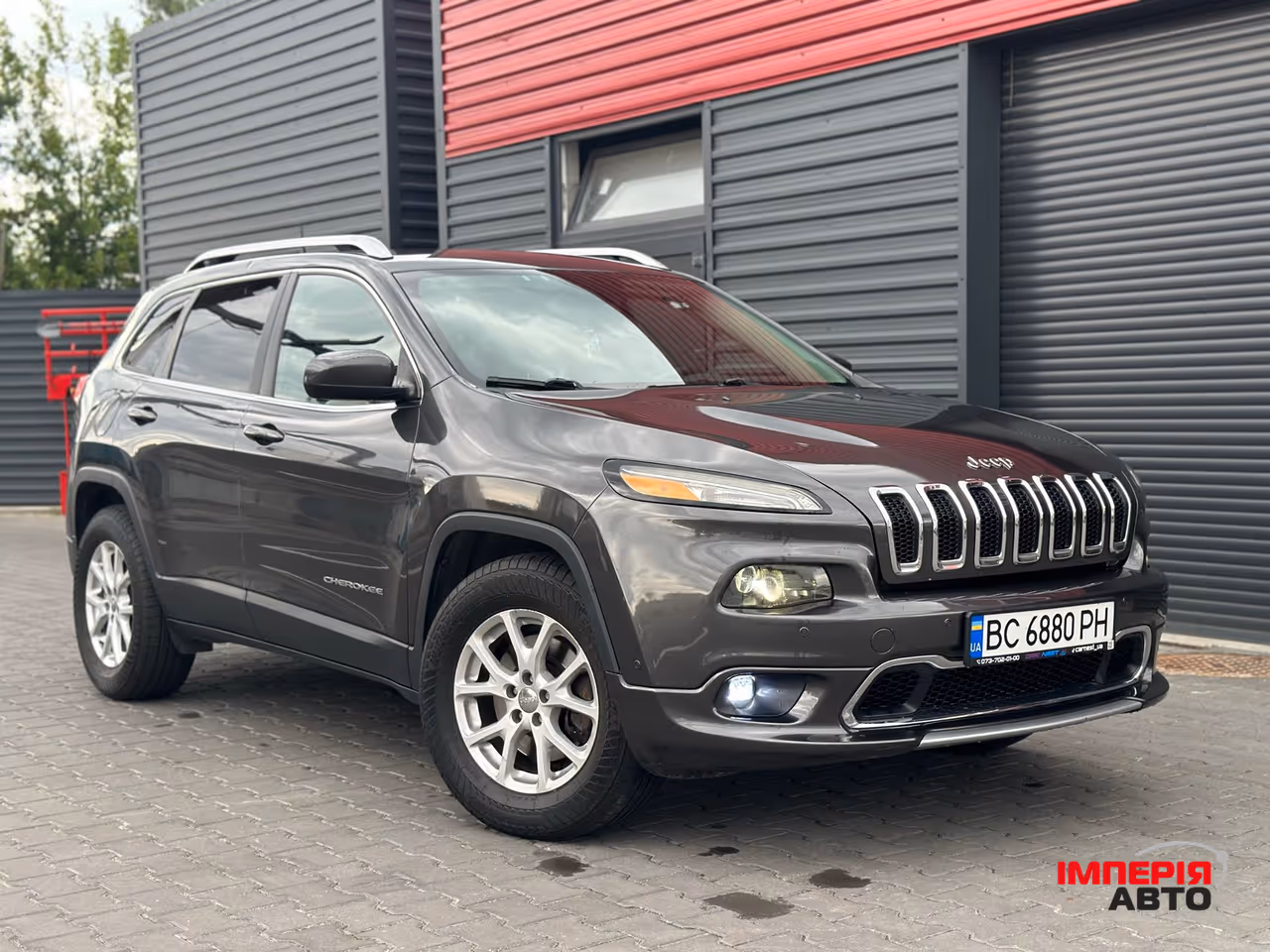 Jeep Cherokee - фото 17