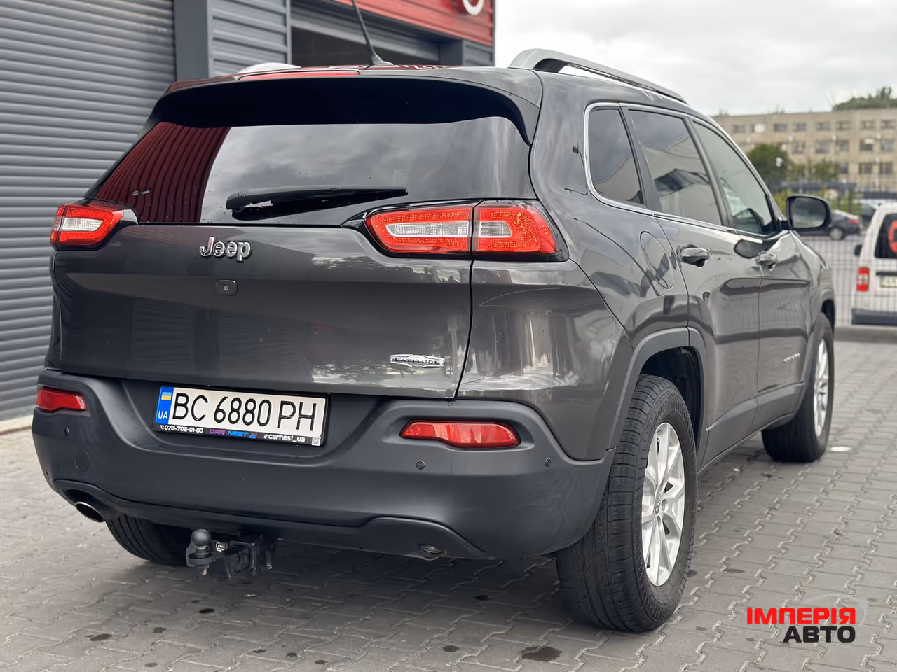 Jeep Cherokee - фото 22