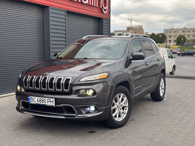 Jeep Cherokee - фото 1
