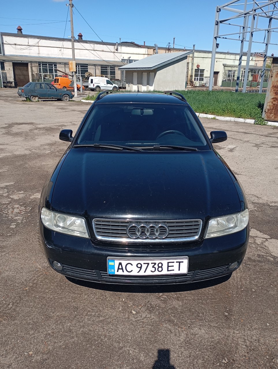 Audi A4 - фото 1