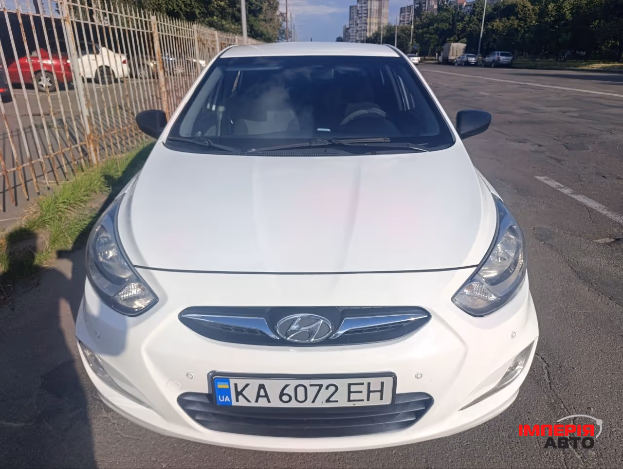 Hyundai Accent - фото 2
