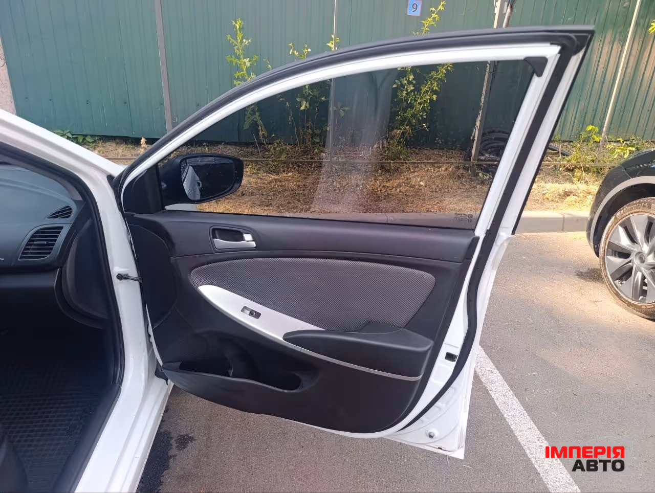 Hyundai Accent - фото 7