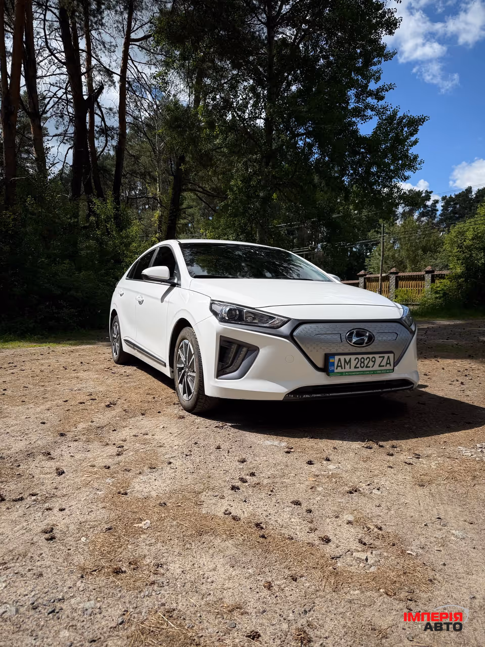 Hyundai IONIQ - фото 3
