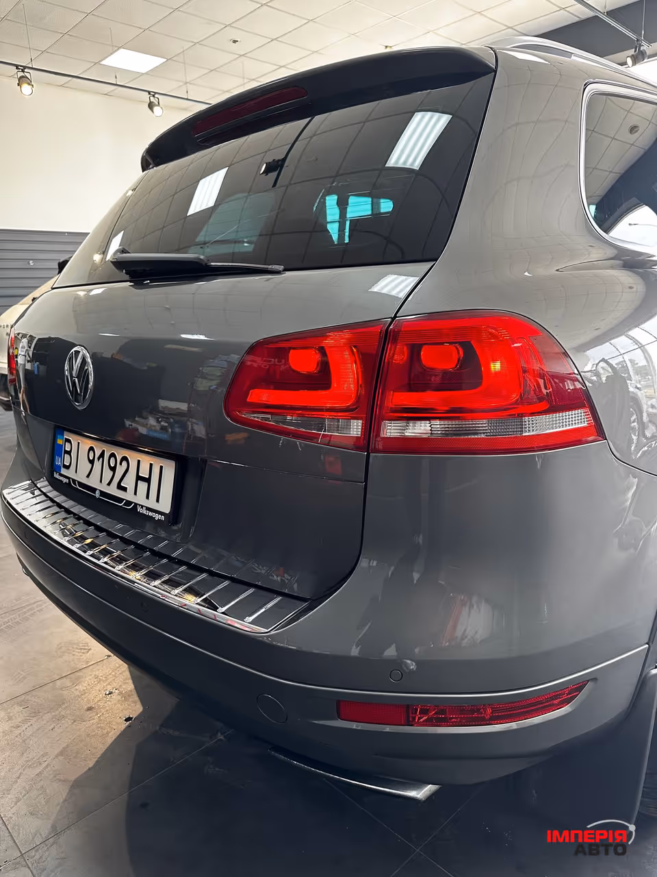 Volkswagen Touareg - фото 23
