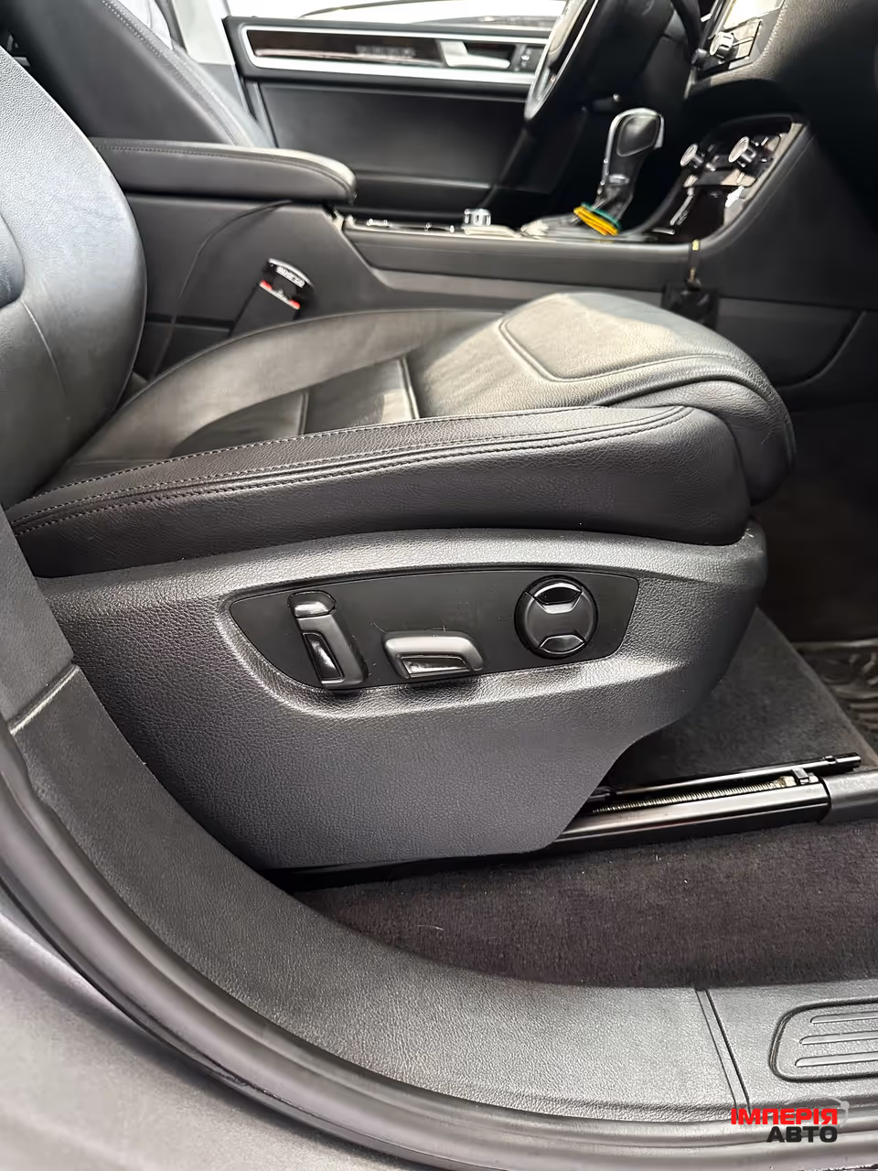 Volkswagen Touareg - фото 29