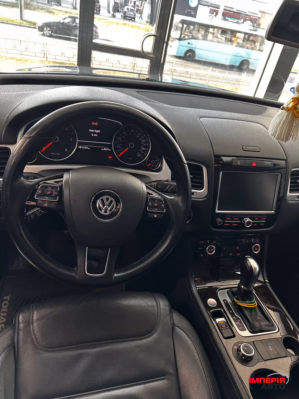 Volkswagen Touareg - фото 25