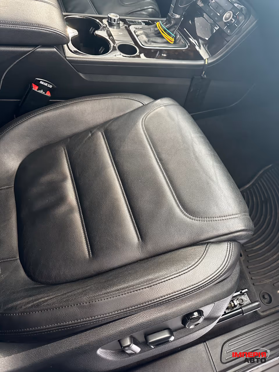 Volkswagen Touareg - фото 31