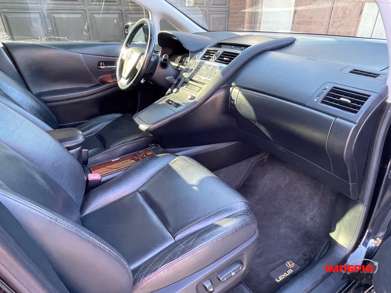 Lexus HS - фото 10