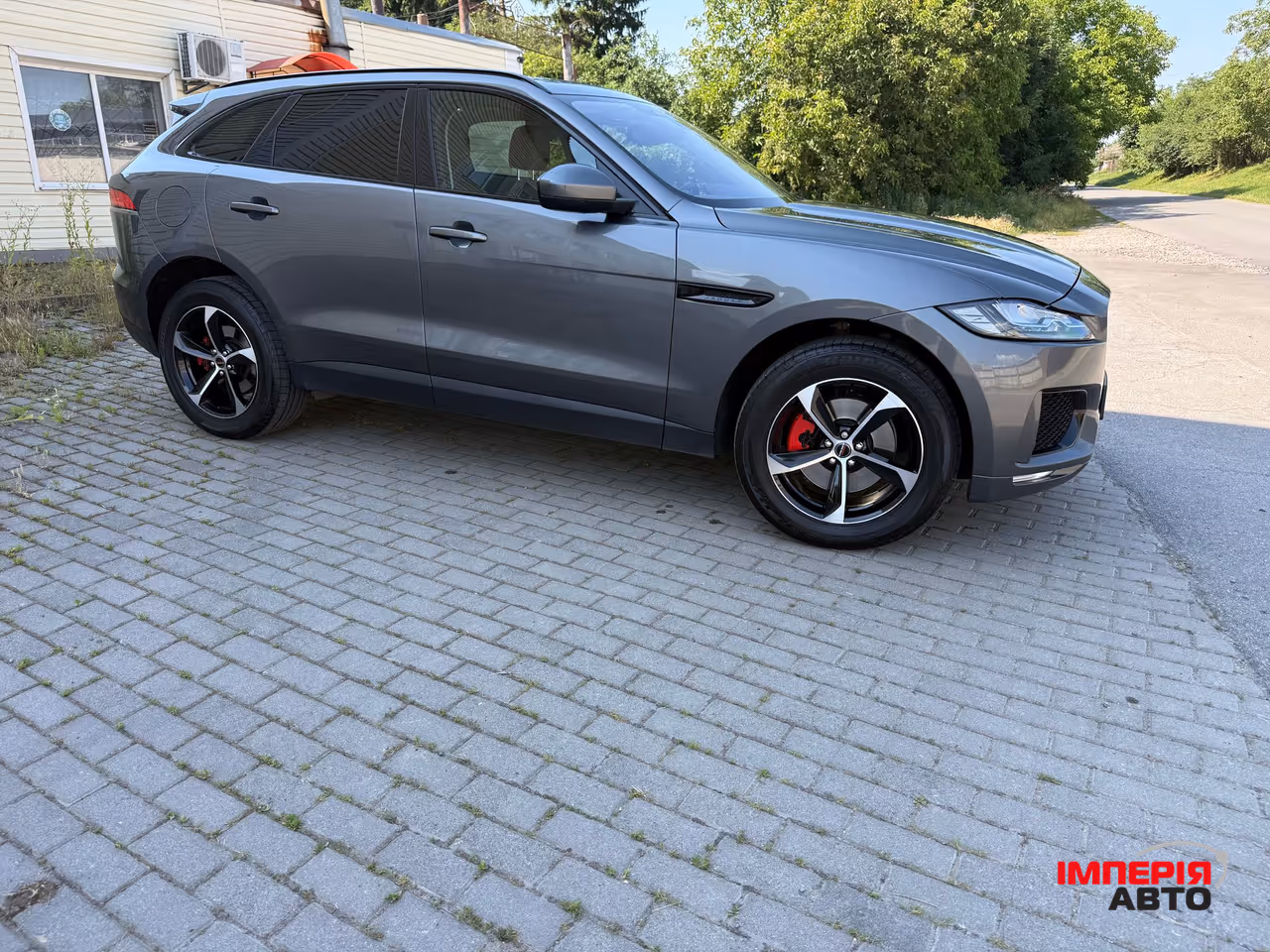 Jaguar F-Pace - фото 1