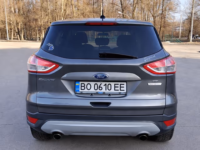 Ford Escape - фото 4