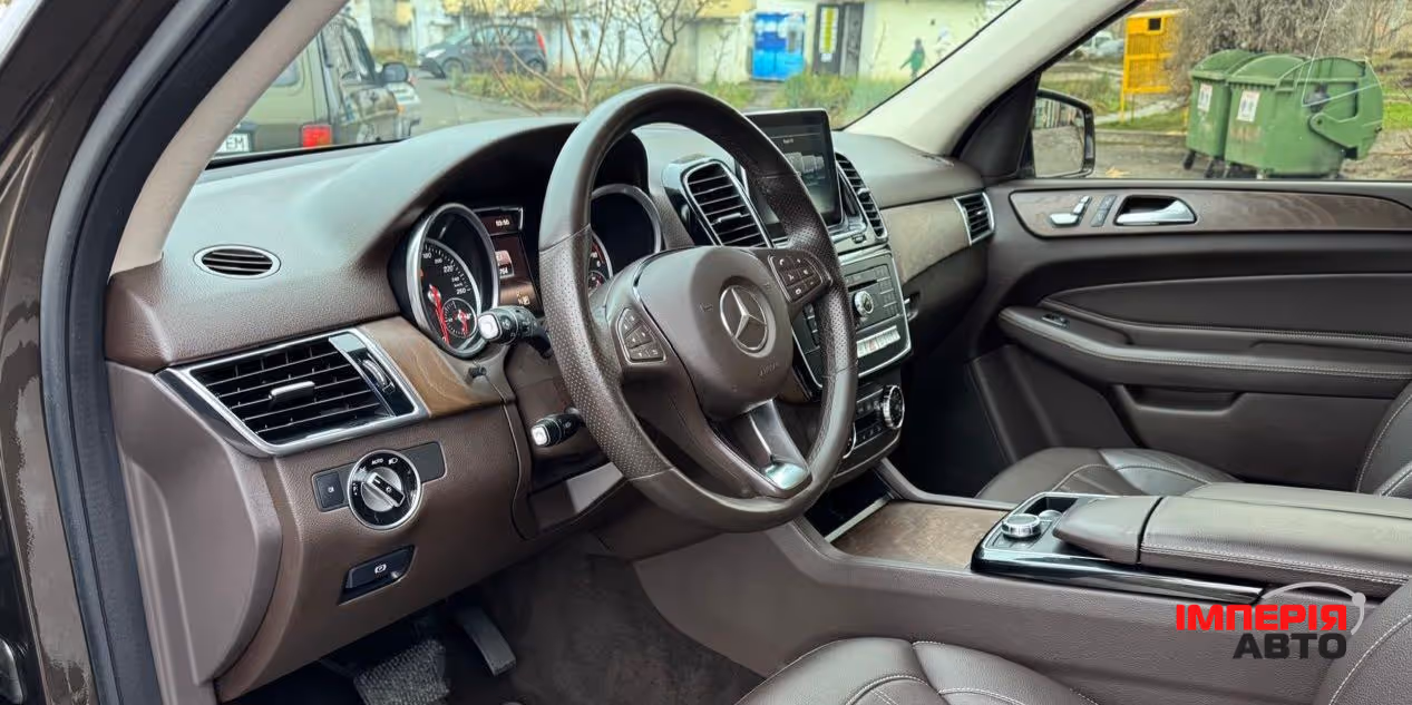Mercedes-Benz GLE - фото 25