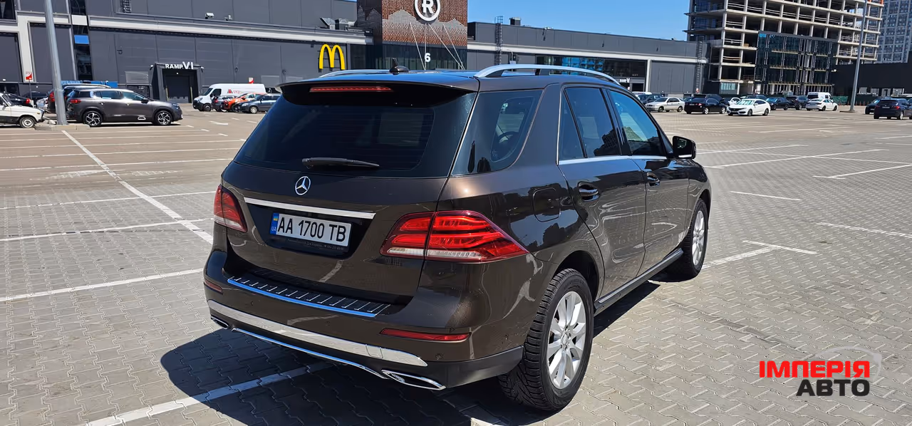 Mercedes-Benz GLE - фото 8