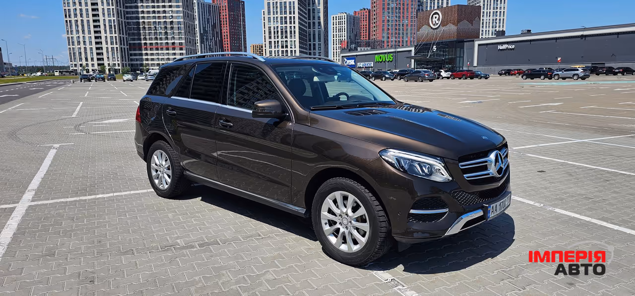 Mercedes-Benz GLE - фото 13