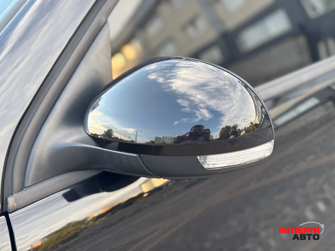 Volkswagen Tiguan - фото 18