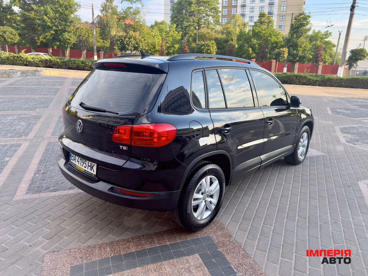 Volkswagen Tiguan - фото 7