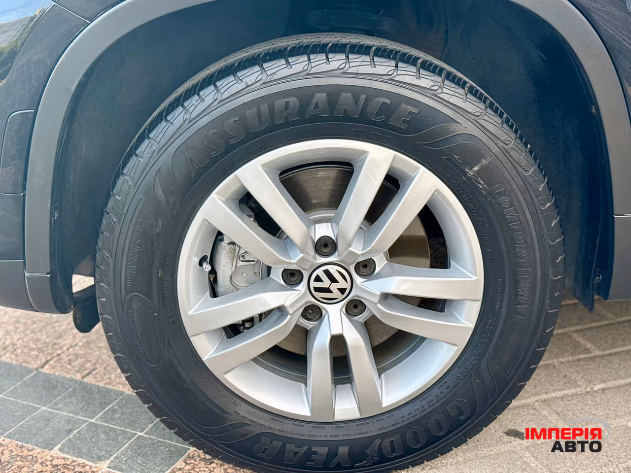 Volkswagen Tiguan - фото 26