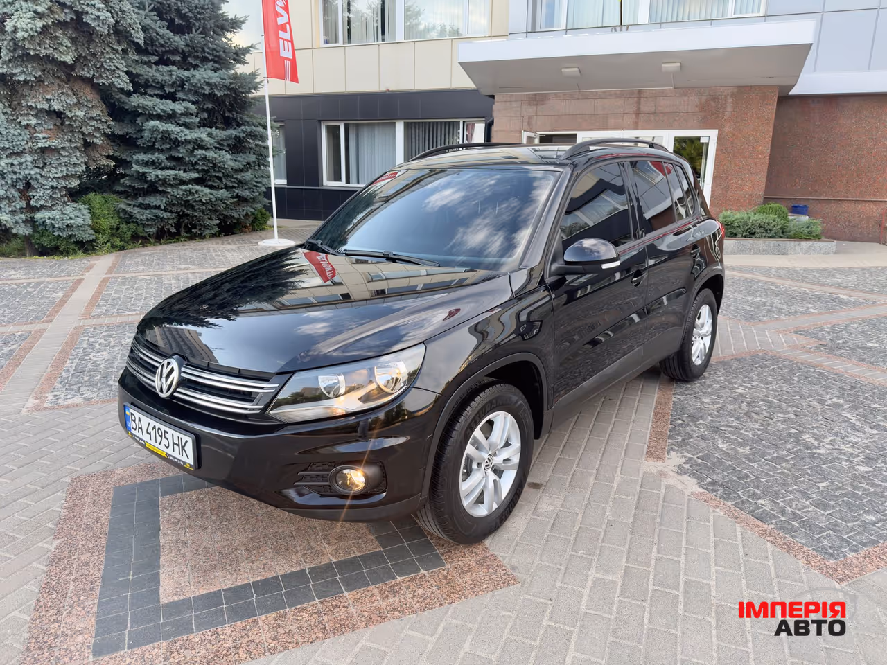 Volkswagen Tiguan - фото 5