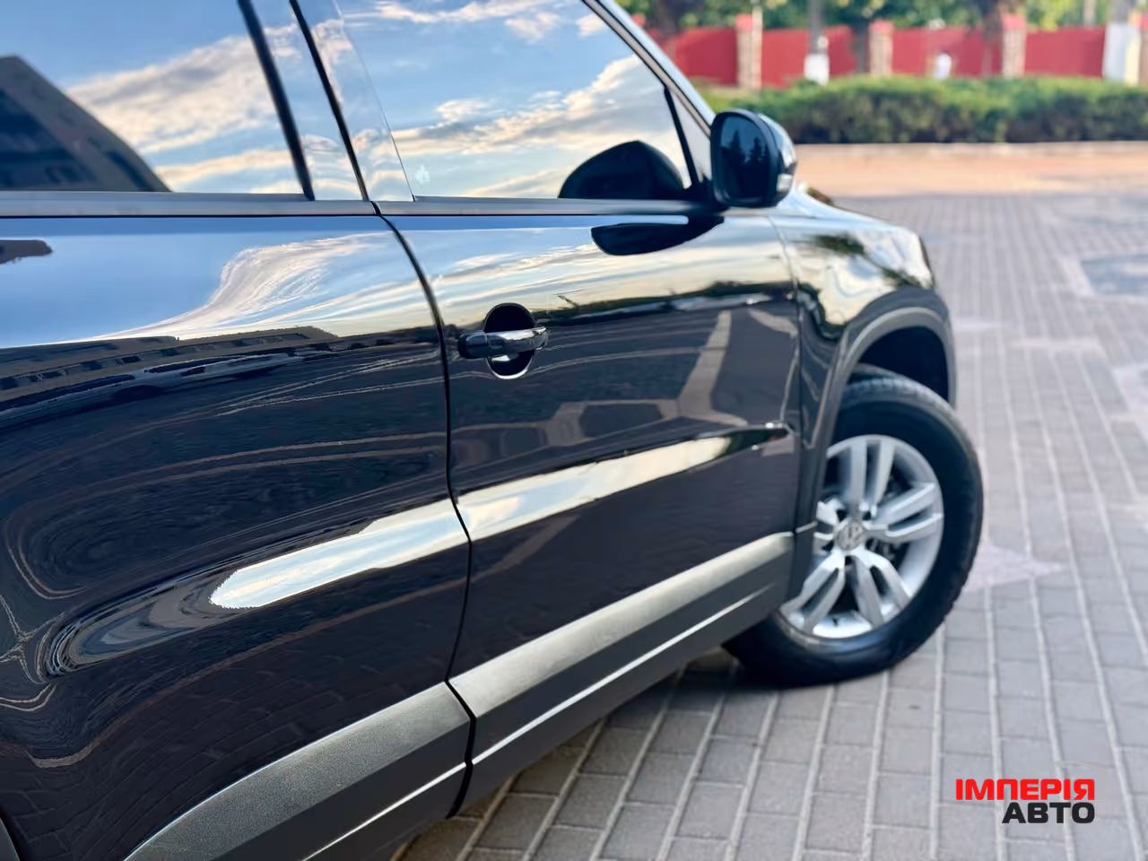 Volkswagen Tiguan - фото 14