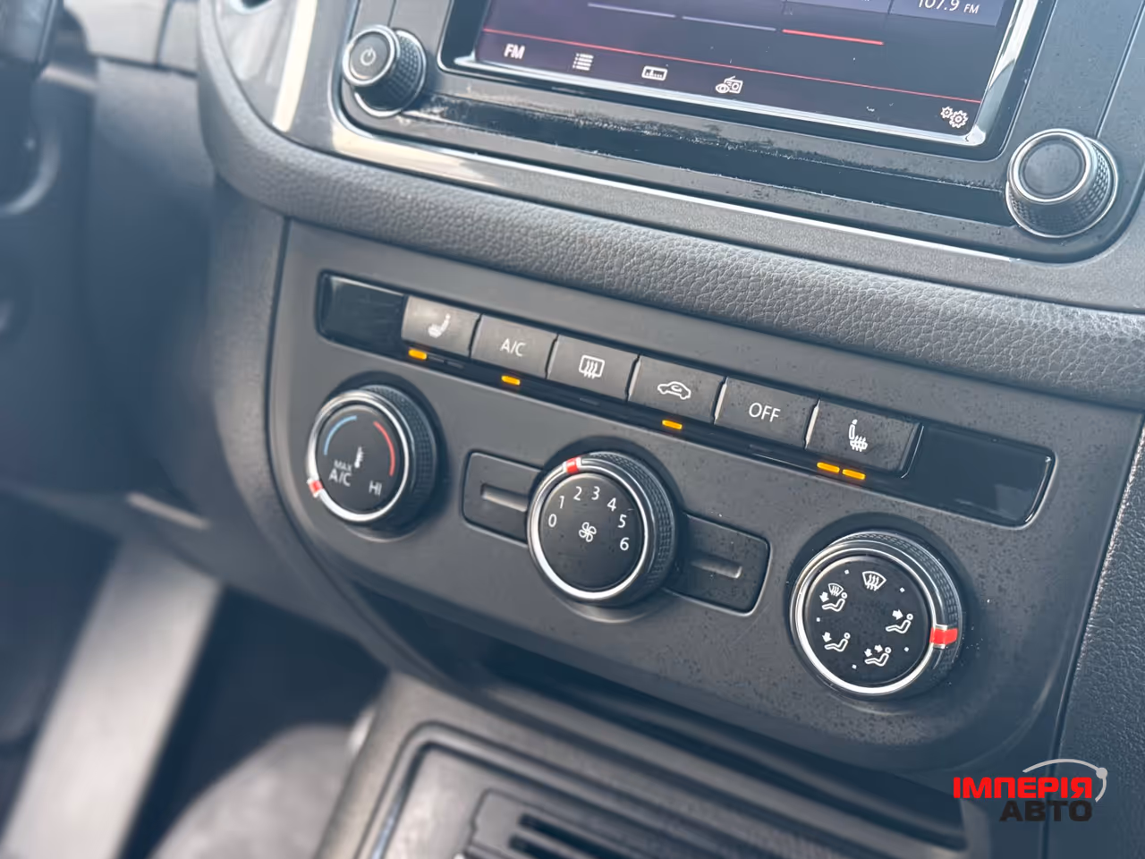 Volkswagen Tiguan - фото 42