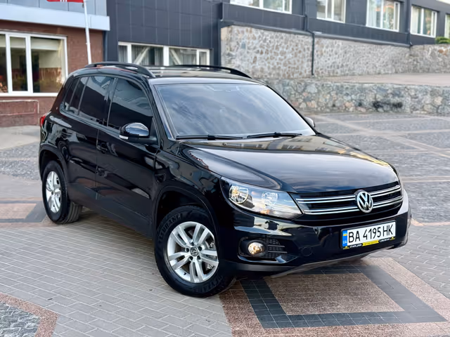 Volkswagen Tiguan - фото 3