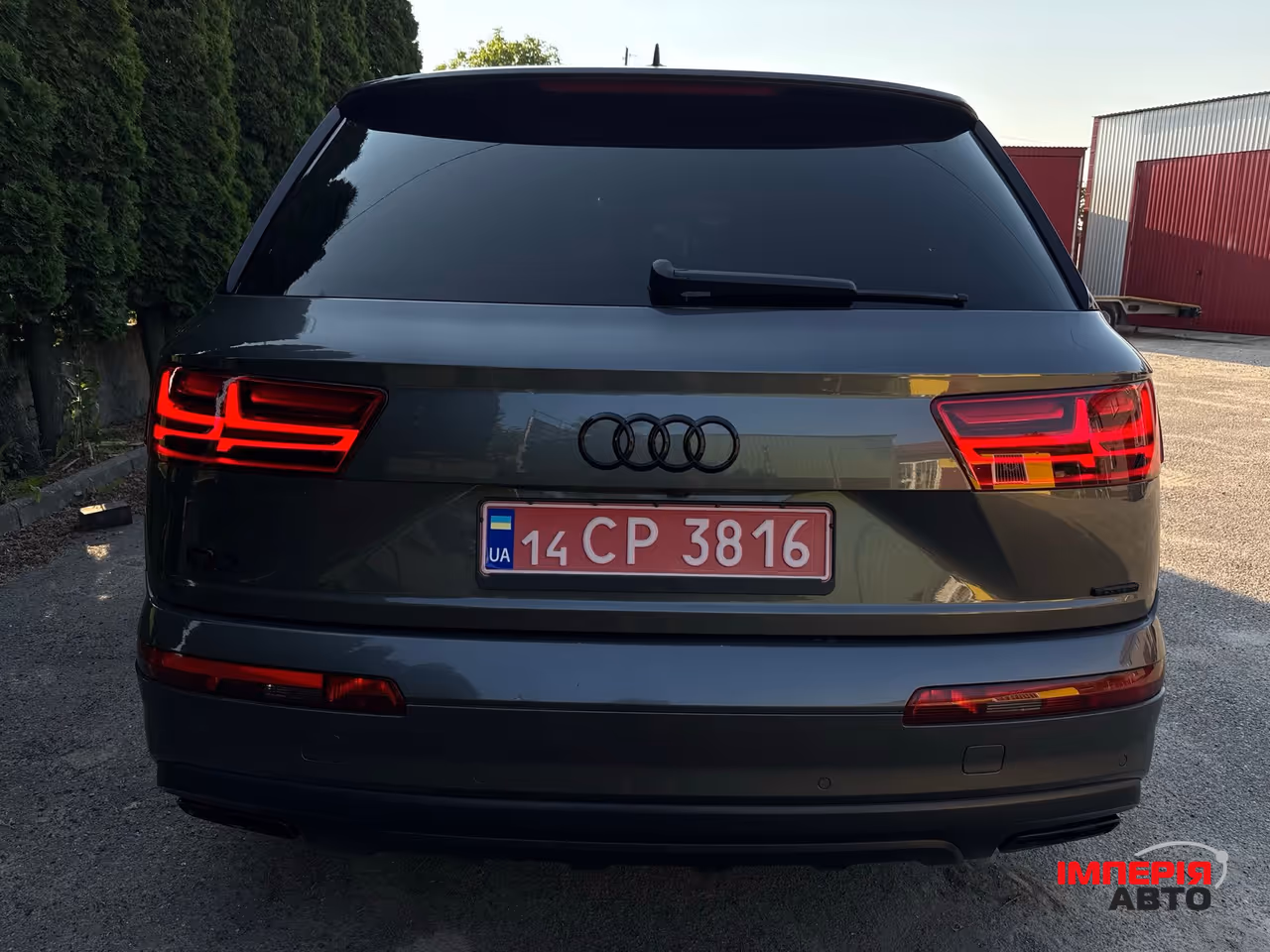 Audi Q7 - фото 36
