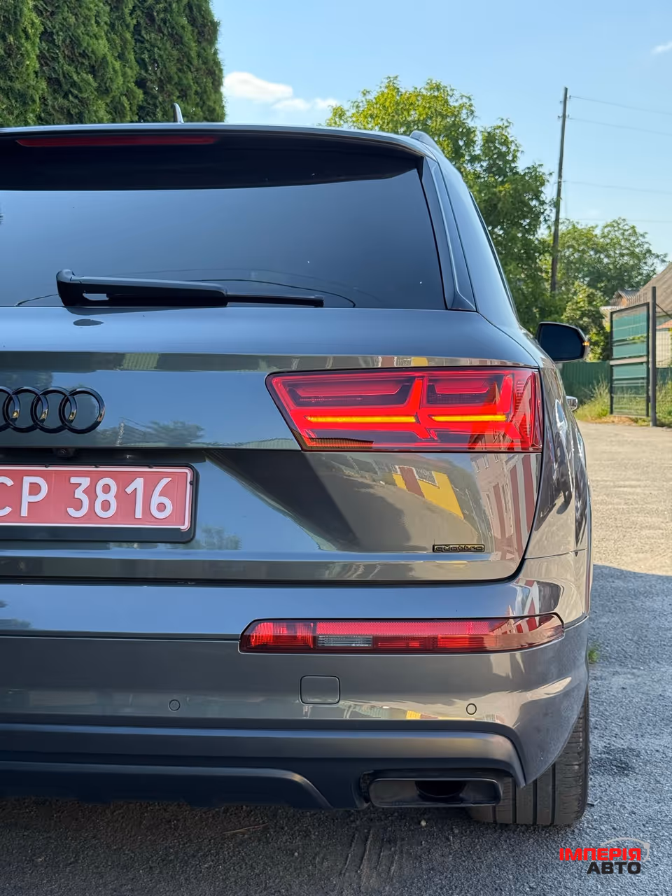 Audi Q7 - фото 4