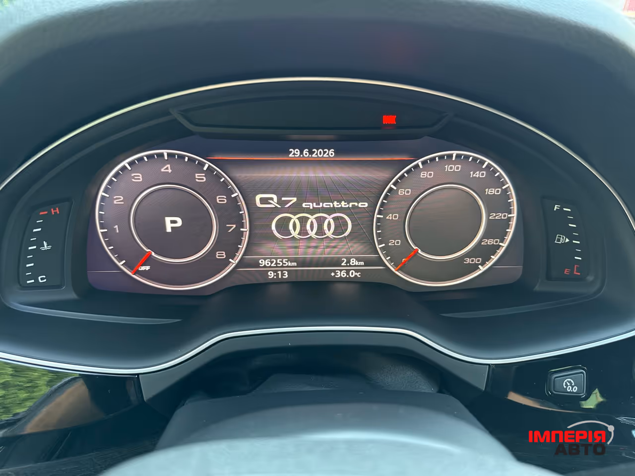 Audi Q7 - фото 23