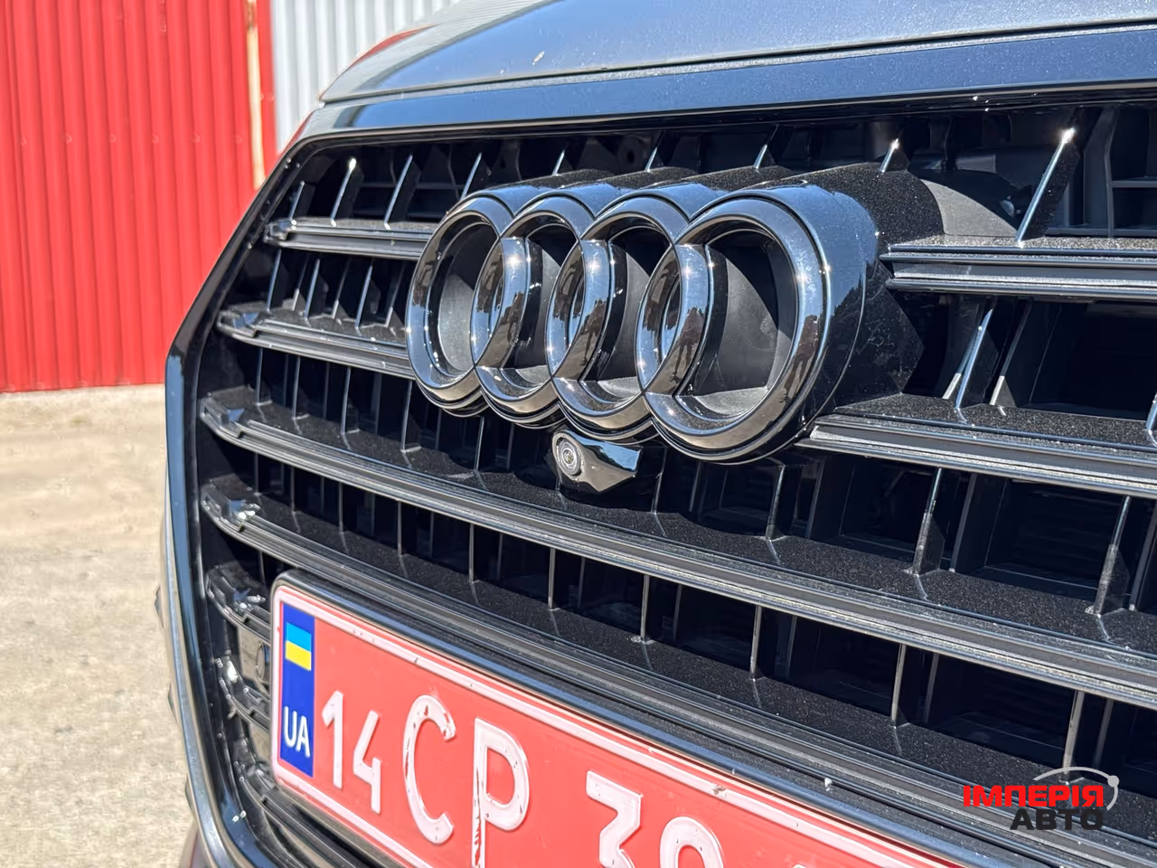 Audi Q7 - фото 15