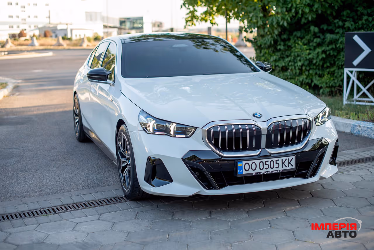 BMW 5 серії - фото 12