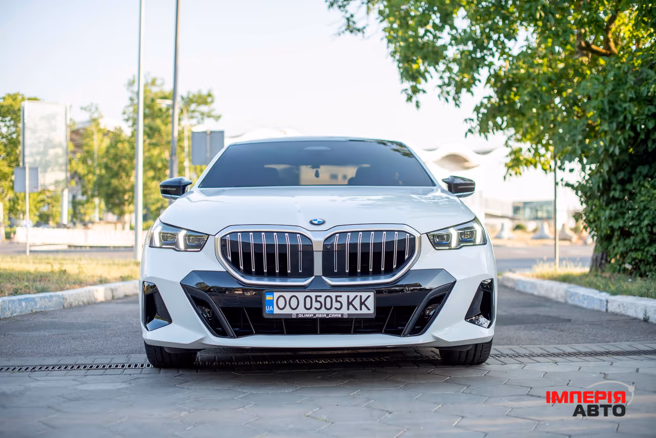 BMW 5 серії - фото 4