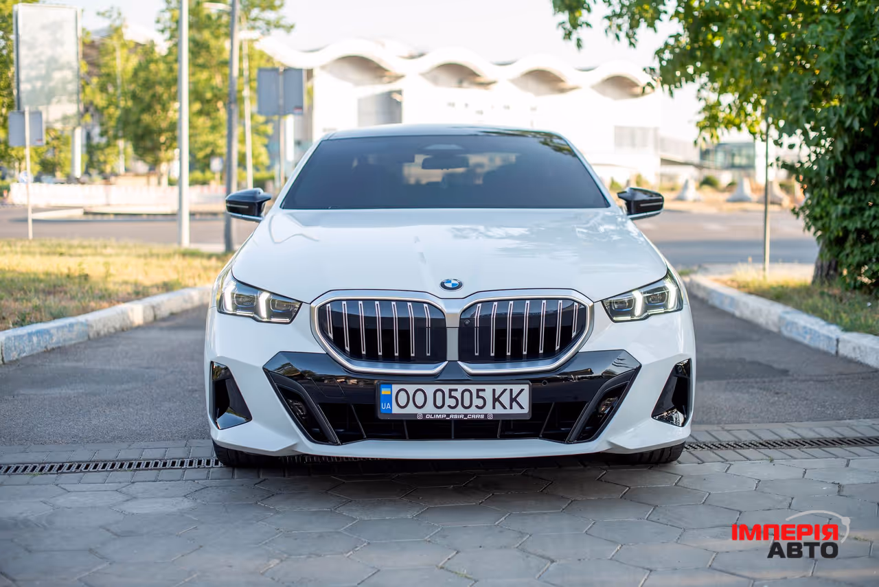 BMW 5 серії - фото 3