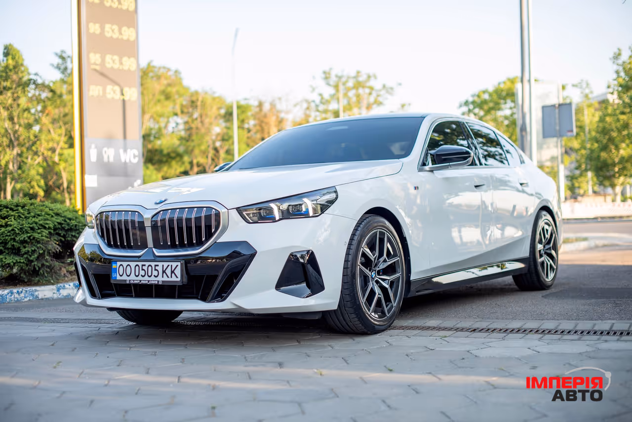 BMW 5 серії - фото 8