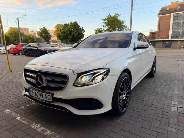 Mercedes-Benz E-Класс - фото 1