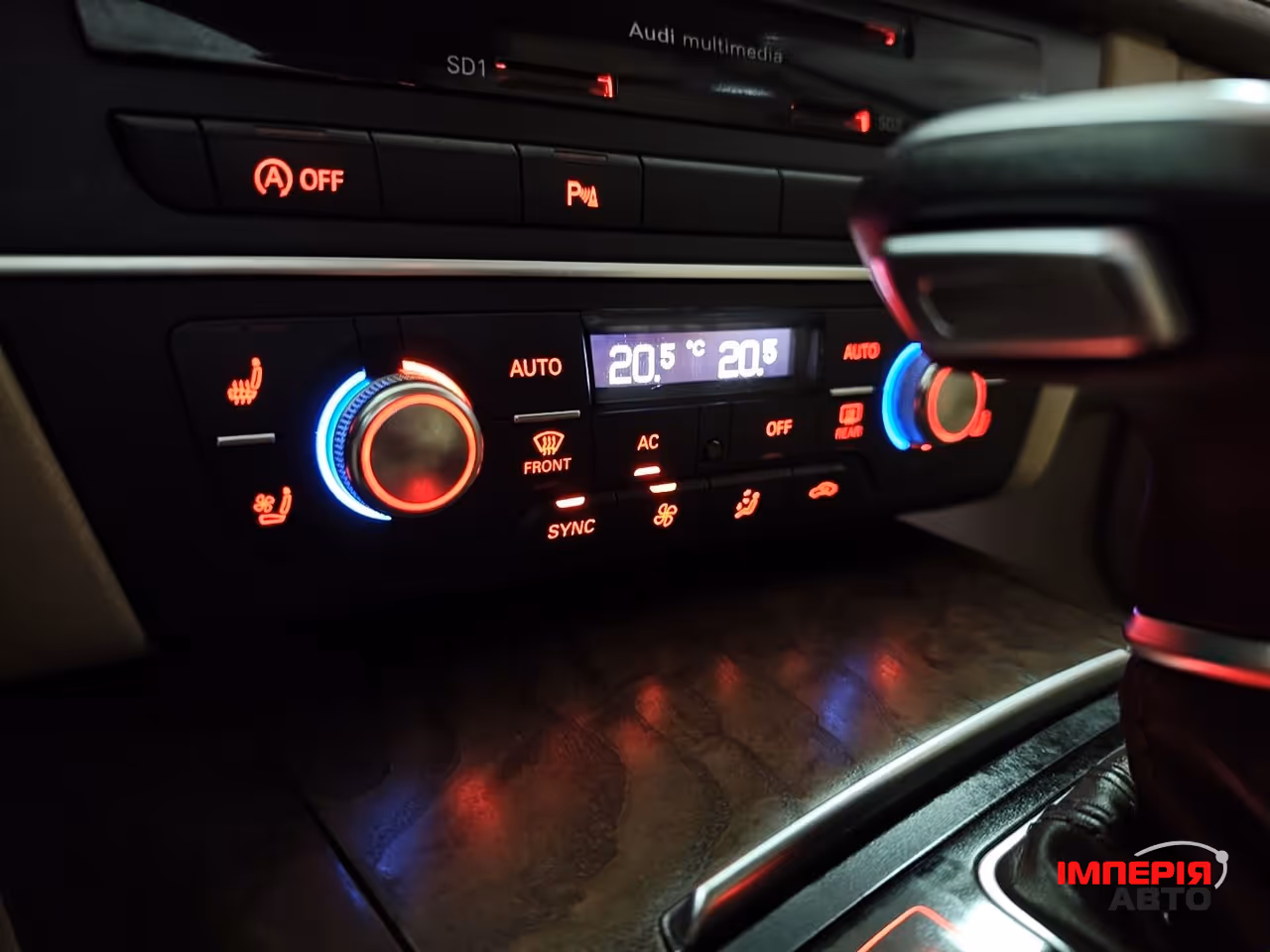 Audi A6 - фото 11