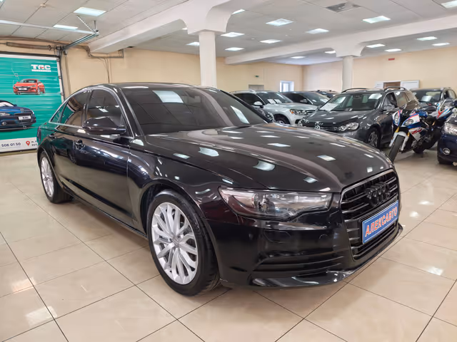 Audi A6 - фото 1