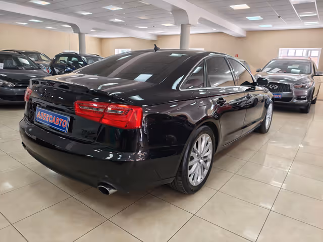 Audi A6 - фото 4