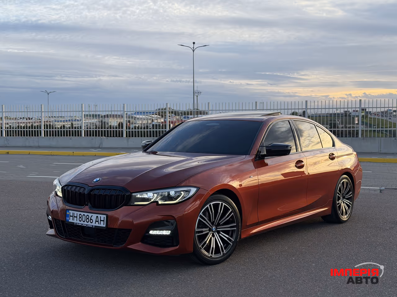 BMW 3 серії - фото 1