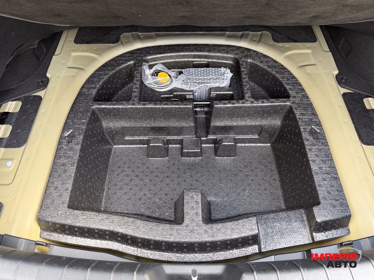 Kia K5 - фото 20