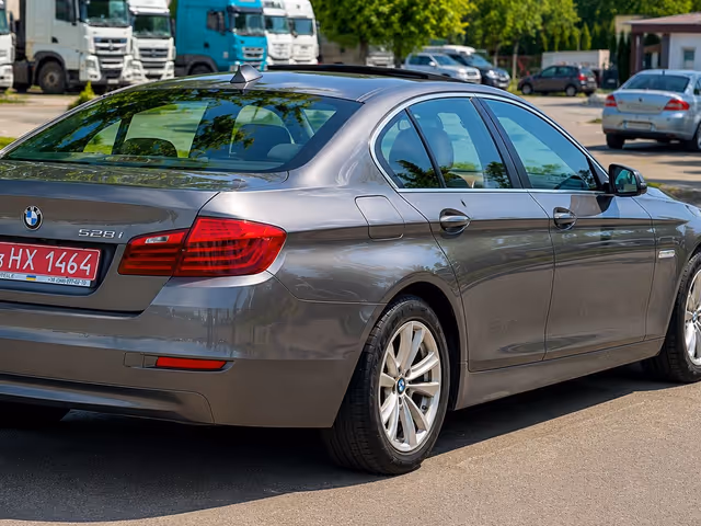 BMW 5 серії - фото 5